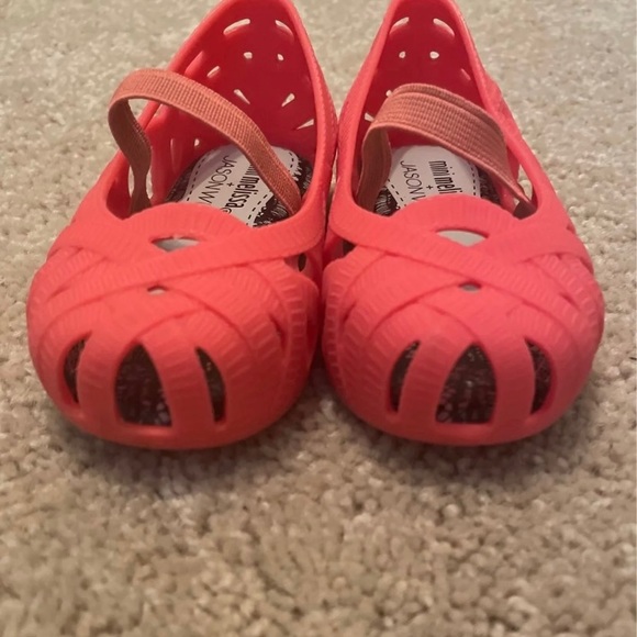 Mini Melissa - Picture 2 of 7